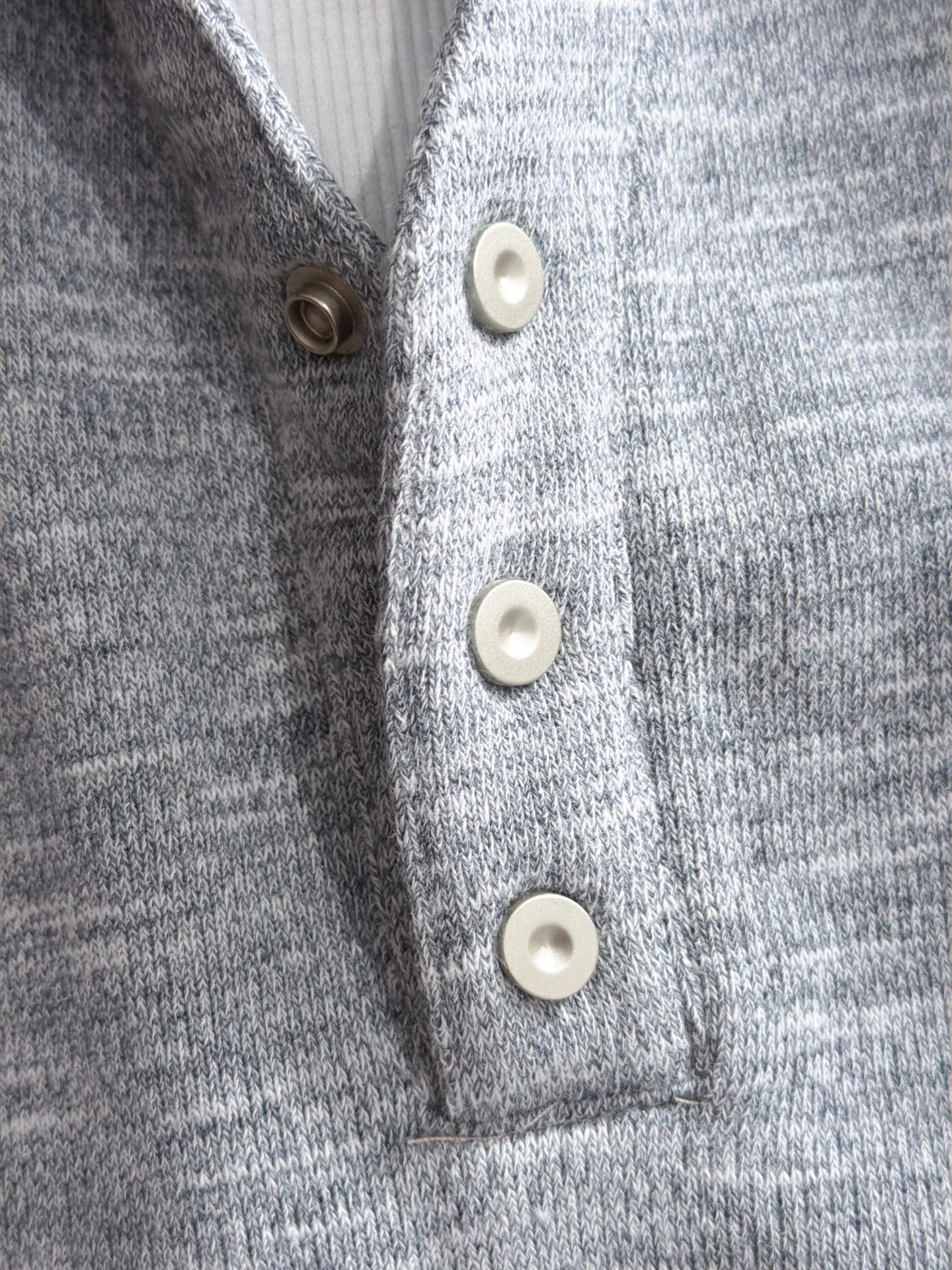 Mengkou's exclusive first release of the 2026 autumn and winter New Arrival sweatshirt long-sleeved men and women. Same Style. Many stars have the same style. Craftsmanship that cannot be copied by ordinary small workshops. We are not afraid of any challenges in terms of materials, detail restoration and craftsmanship, just to provide you with wonderful products. Compare the top Original versions at will. No expense is spared just to make it better. Unique imported fabric feel. Purely imported German machine production. Precision operation. Thousands of needles density. A full set of New Arrival accessories with three standards can be customized simultaneously. Versatile upper body is fashionable, a perfect choice for autumn and winter, and a must-have item. Sizes table: M-4XL (please state your height and weight when placing an order)